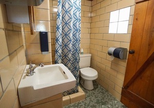 Charming One Bedroom Cabin 5