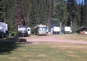Clear Sky Resorts Deluxe 2 Bedroom Cabin