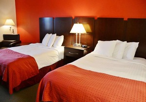 Country Hearth Inn & Suites - Kenton