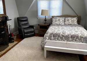 Cozy & Convenient Historical Riverside Covington