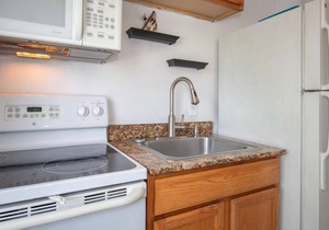 Cozy Oak Shores Studio Unit 25 in Biloxi - Perfect for a Fun Getaway!