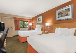 Days Inn by Wyndham Columbus Fairgrounds