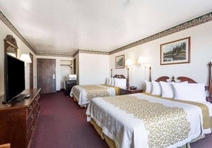 Days Inn by Wyndham Evanston WY