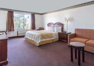 Days Inn by Wyndham Evanston WY