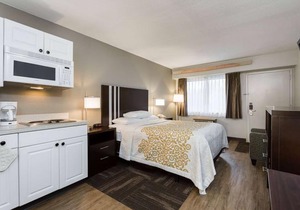Days Inn by Wyndham Harrisburg North