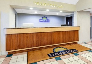 Days Inn by Wyndham Milan Sandusky South