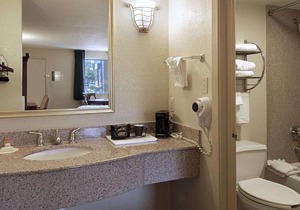 Days Inn by Wyndham Memphis at Graceland