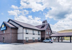 Days Inn by Wyndham Sturgis