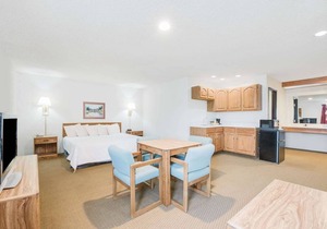 Days Inn by Wyndham Sturgis
