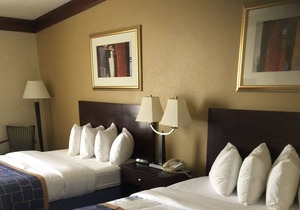Days Inn & Suites by Wyndham Tahlequah
