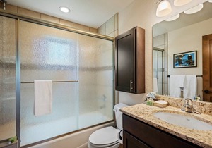 Dear Haven - 3 Bedroom 3 Bath Parkside Bungalow