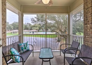 Diamondhead Condo - Marina, Pool Access and Golfing!