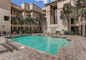 Dog-Friendly Tennis Villa Suite in Amelia Island w/Shared Pool, Free WiFi