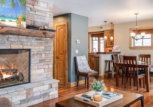 Downtown Whitefish Condo w/Private Hot Tub!