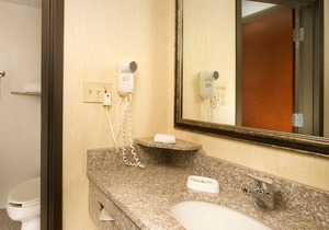 Drury Inn & Suites Columbus Dublin