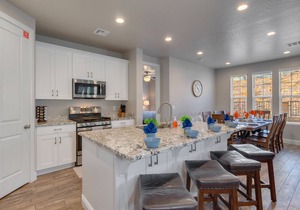 Escondido 2275 | Sleeps 20, Ping Pong Table, BBQ - near Sand Hollow, and Quail Creek
