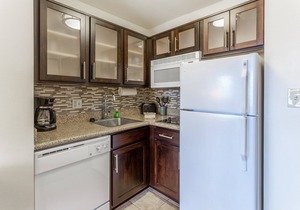 Executive Studio | Free Breakfast, Free Wi-Fi, Indoor Pool