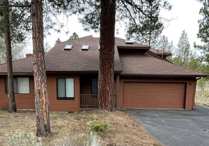 Family Fun Getaway with Deck, Hot Tub & Pool Table