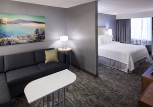 For the Whole Family! Onsite Pool, 3 Relaxing Units, Free Bfast, Pet-Friendly!
