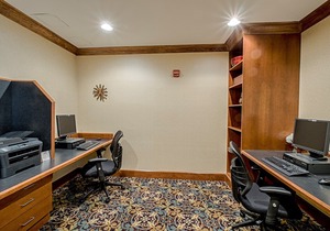 Free Breakfast. Indoor Pool. Gym. Great Location! Quick Drive to Hersheypark