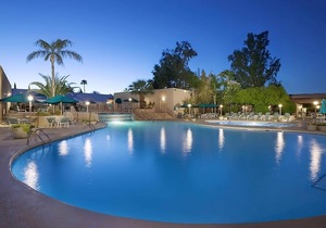 Free Local Shuttle to Old Town Scottsdale, Fashion Square Mall, Camelback