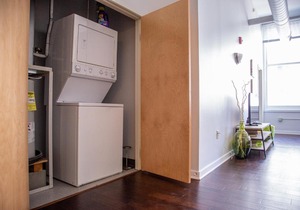 FRONTDESK Wholesale District Downtown Indy Apts