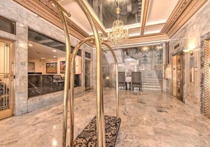 Gaslamp Plaza Suites
