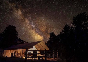 Glamping tent basecamp between Zion & Bryce w/AC