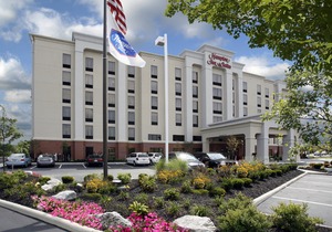 Hampton Inn & Suites Columbus Polaris
