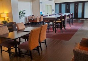 Hampton Inn & Suites Jamestown