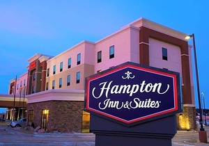 Hampton Inn & Suites Bismarck Northwest