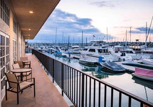 Hilton San Diego Airport/Harbor Island