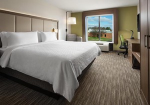 Holiday Inn Express Hotel & Suites Olive Branch