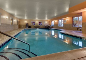 Holiday Inn Express Hotel & Suites Lancaster-Lititz, an IHG Hotel