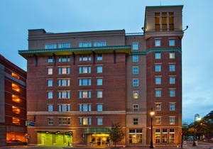 Holiday Inn Express Savannah - Historic District, an Ihg Hotel