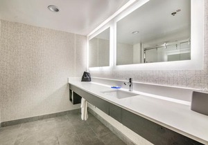 Holiday Inn Express & Suites Longview North