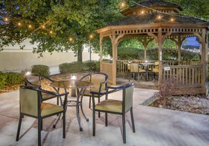 Holiday Inn Express & Suites Longview North