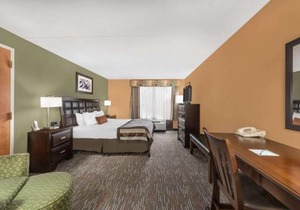 Holiday Inn Express & Suites Longview North by IHG