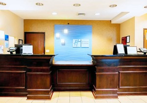 Holiday Inn Express & Suites Sidney, an IHG Hotel