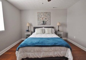 Housepitality - Franklinton Farmhouse- 4 Bedrooms
