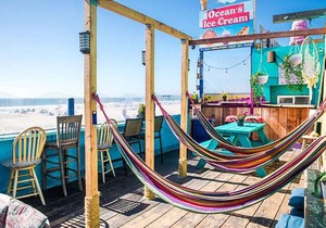 ITH Beach Bungalow Surf Hostel San Diego