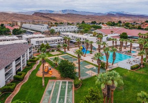 Las Palmas 605 | Newly Renovated home with BBQ Grill, and a Beautiful Resort Pool and Spa!