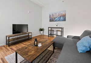 Lavish 2 Bedroom Condo - Best Central Location with Amenities Galore 612