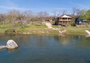 Lazy Southern Getaway