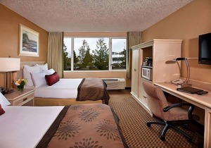 Looking for Quick Overnight? Free Airport Shuttle to SeaTac Airpt! Breakfast