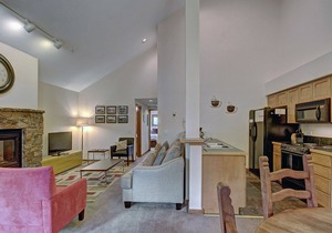 Los Pinos D-24, Spacious 2BR Condo in an Amazing Location