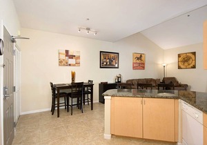 Lovely Condo with Courtyard Patio