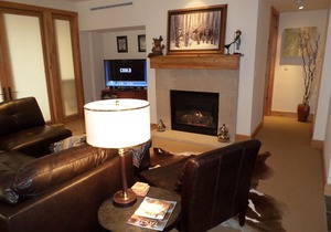 Luxury 2BD/2.5BA 1800sqft Elkhorn Springs Condo