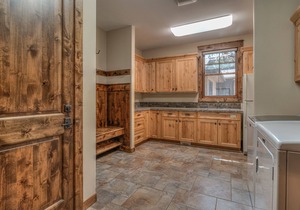 Luxury 5 EnSuites, Hot Tub, A/C, 12 SHARC, Golf Course View