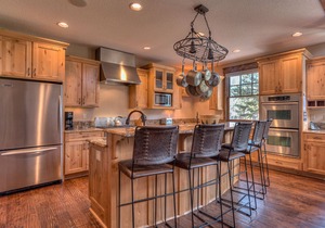Luxury 5 EnSuites, Hot Tub, A/C, 12 SHARC, Golf Course View